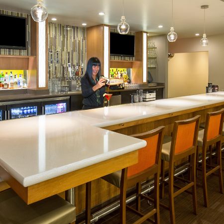 Holiday Inn Portland-Airport I-205 By Ihg Exterior photo