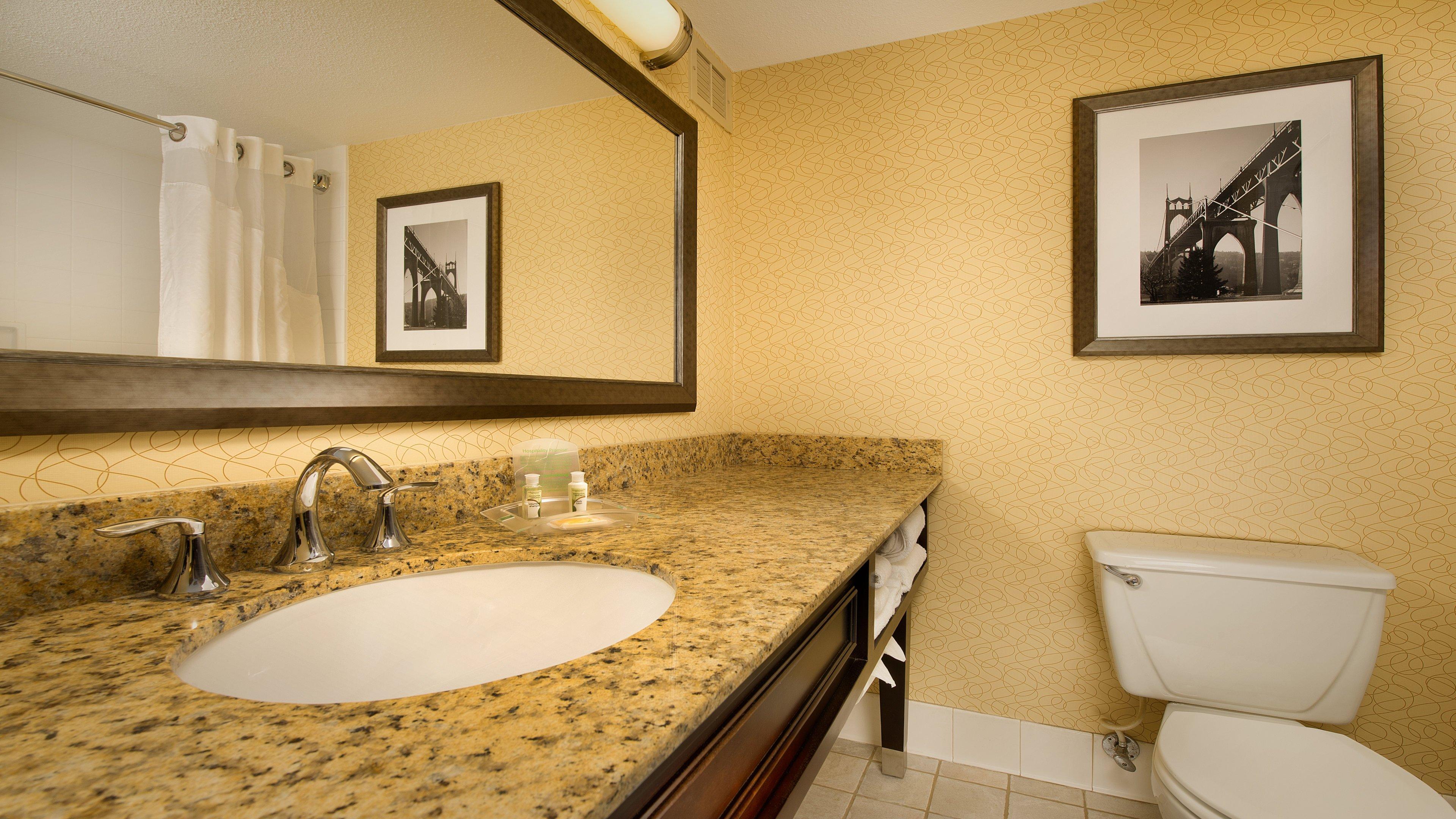 Holiday Inn Portland-Airport I-205 By Ihg Exterior photo
